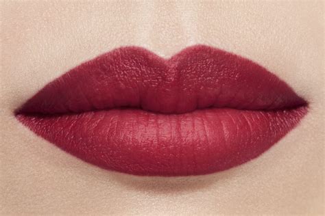 chanel 58 rouge vie|Chanel Rouge allure velvet.